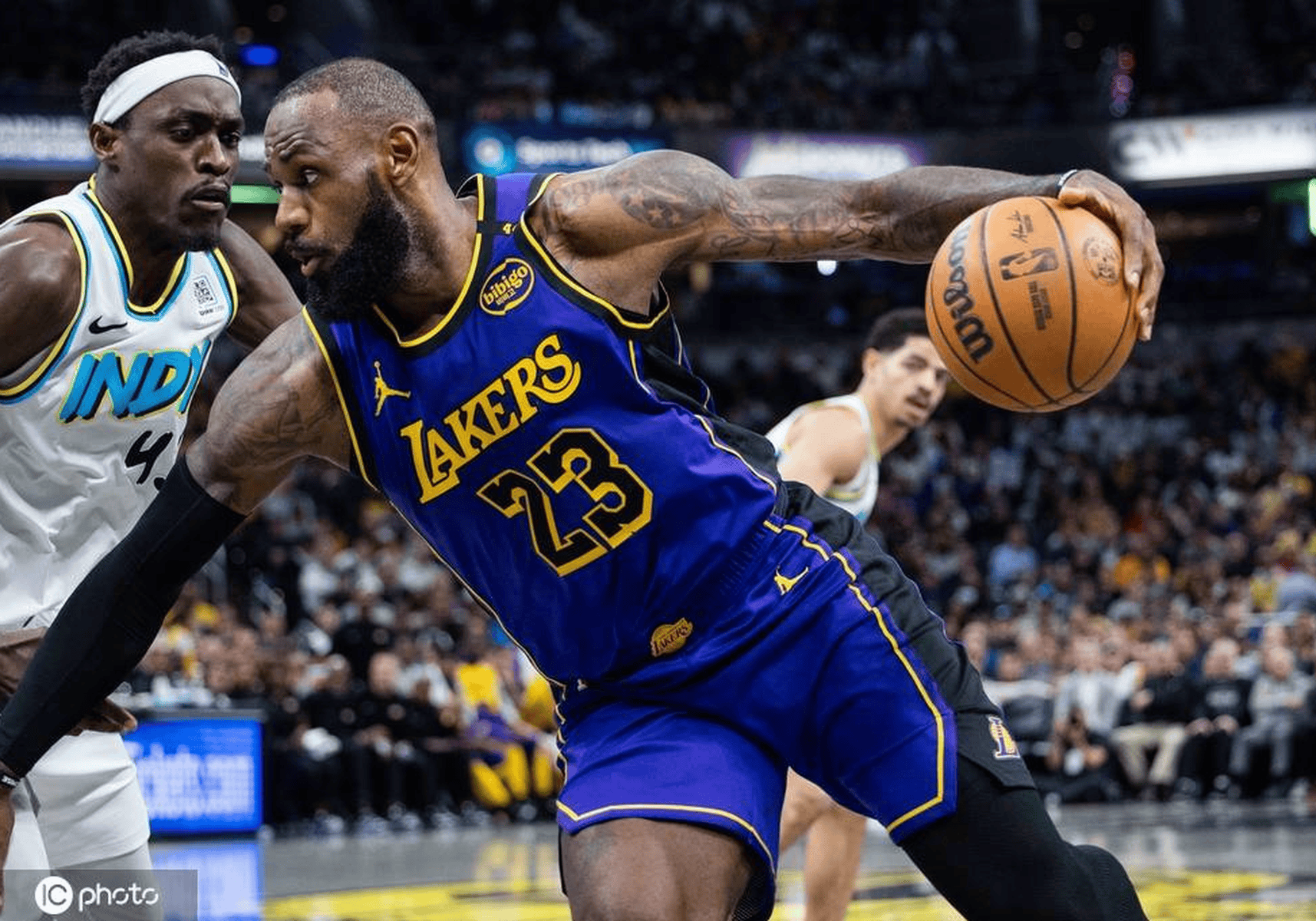 爱游戏入口网站 -包含赛地聚焦——德甲窗口期热度飙升，丹佛掘金绝杀压哨，赛场秩序良好，赛季目标并未改变的词条